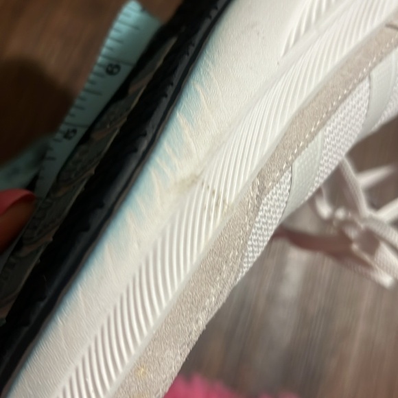 Le Tigre White Women's TW-Loughlin Leather/Nylon Sneakers - Picture 9 of 11